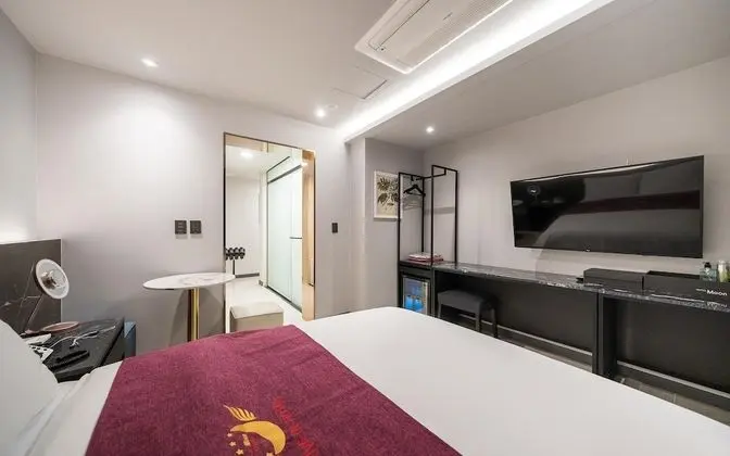 Oda (Drive-in suite)