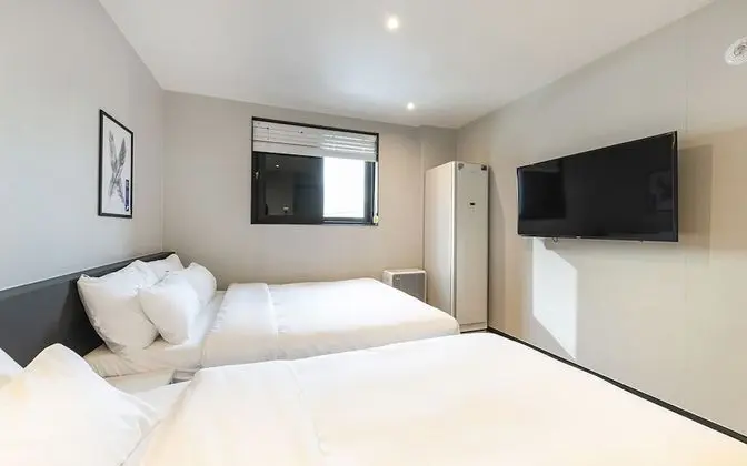 Oda (Twin-double bed and single bed)