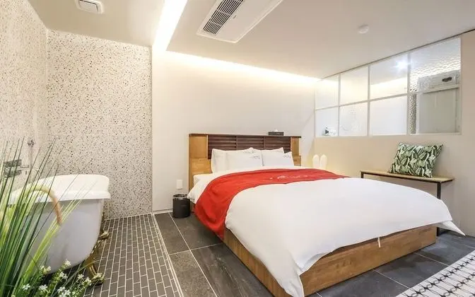 Oda (Special room (with styler / Netflix a)