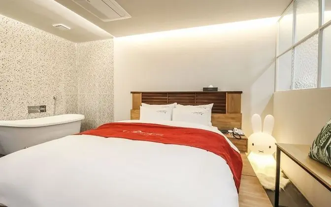 Oda (Special room (with styler / Netflix a)