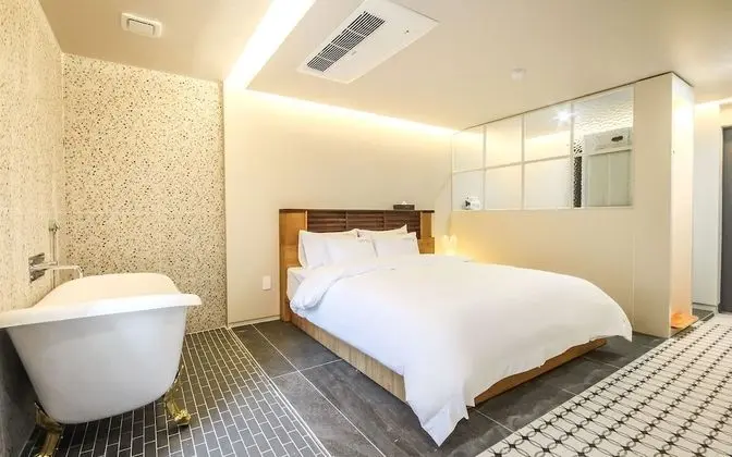 Oda (Special room (with styler / Netflix a)