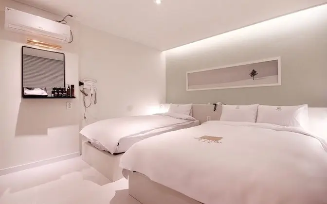 Oda (Twin (double & single bed + LG styler)