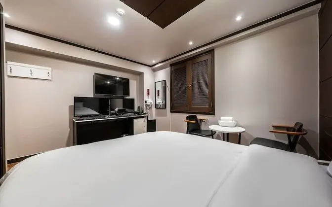 Oda (Couple PC-4560 GTX1050 RAM 16GB/32 in)