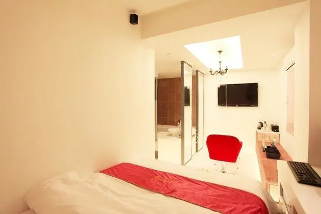 Oda (Special room (Netflix Available 65-in)