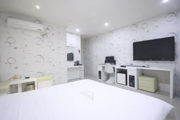 Oda (Special room (Netflix & YouTube viewi)