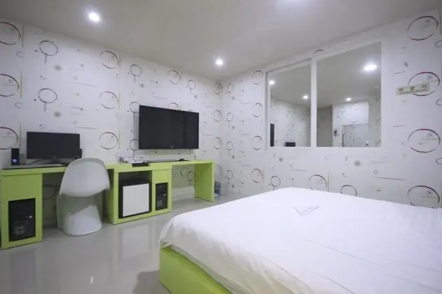 Oda (Special room (Netflix & YouTube viewi)