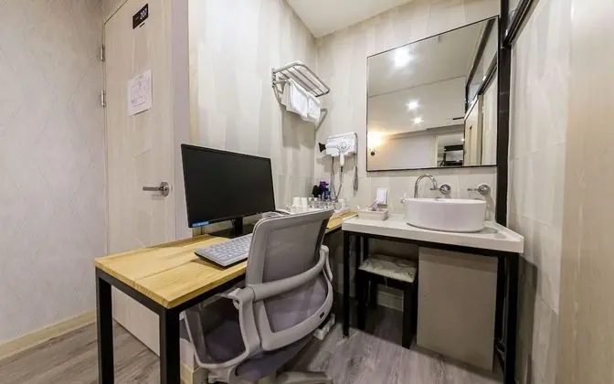 Oda (Event Room A (Massage Chair Styler Ne)