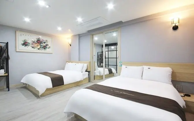 Oda (Event Room A (Massage Chair Styler Ne)