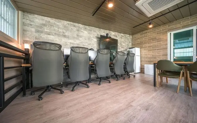 Oda (Event Room A (Massage Chair Styler Ne)