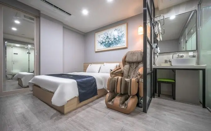 Oda (Event Room B (Massage Chair Styler Ne)