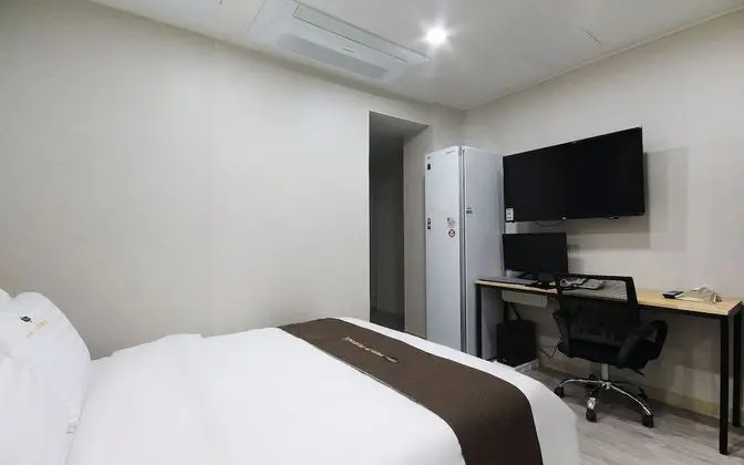 Oda (Event Room C (Massage Chair Styler Ne)