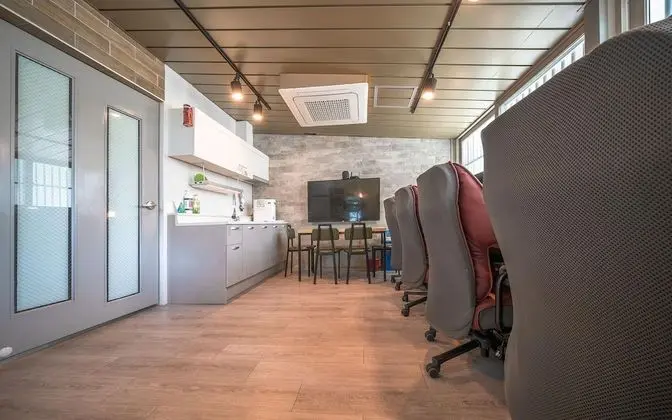 Oda (Event Room C (Massage Chair Styler Ne)