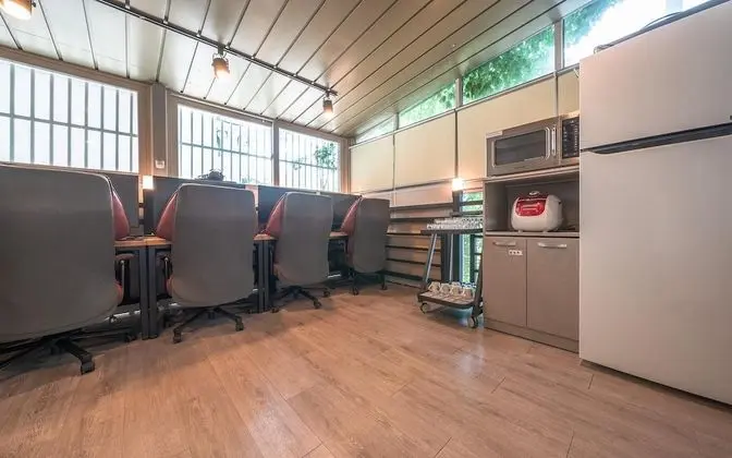 Oda (Event Room C (Massage Chair Styler Ne)