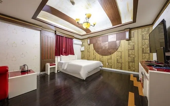 Oda (Deluxe room (Netflix available))