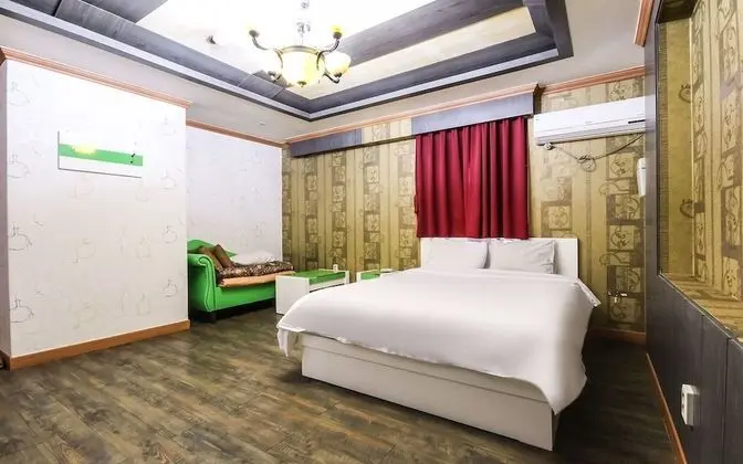 Oda (Deluxe room (Netflix available))
