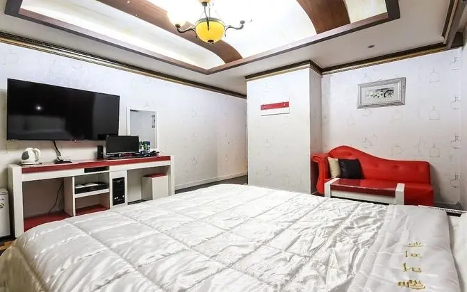 Oda (Deluxe room (Netflix available))