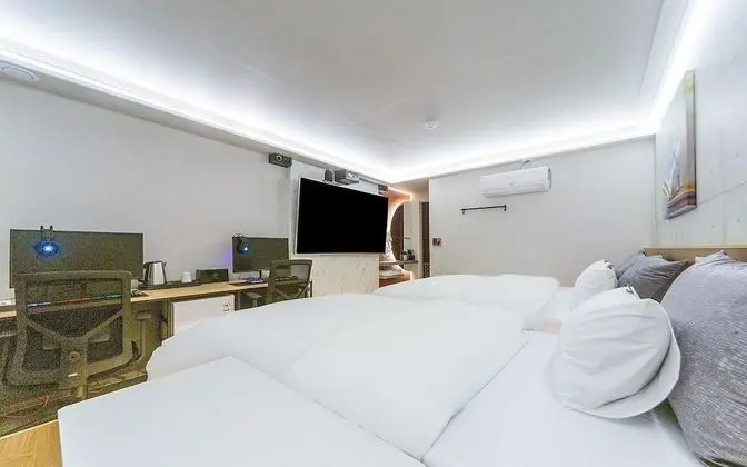 Oda (Deluxe Twin Room (No Hard 2PC Double )