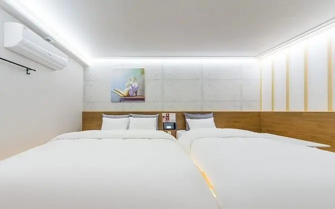 Oda (Deluxe Twin Room (No Hard 2PC Double )