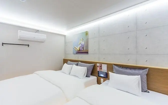 Oda (Deluxe Twin Room (No Hard 2PC Double )