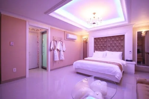 Oda (Special room (Netflix viewing availab)