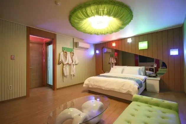 Oda (Special room (Netflix viewing availab)