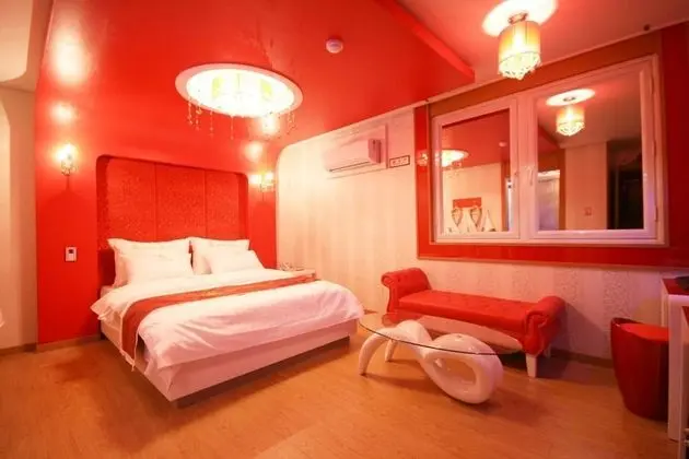 Oda (Standard room (Netflix viewing availa)