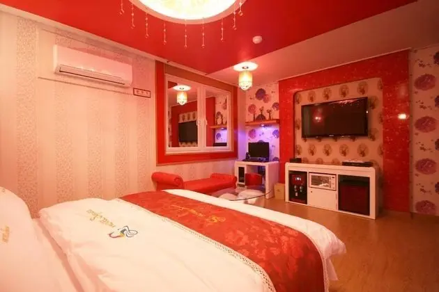 Oda (Standard room (Netflix viewing availa)