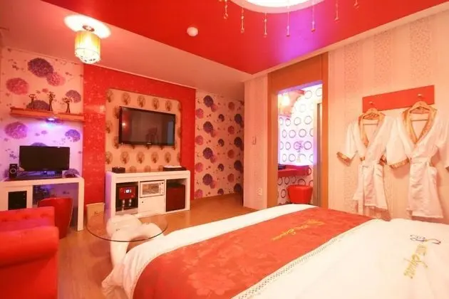 Oda (Standard room (Netflix viewing availa)