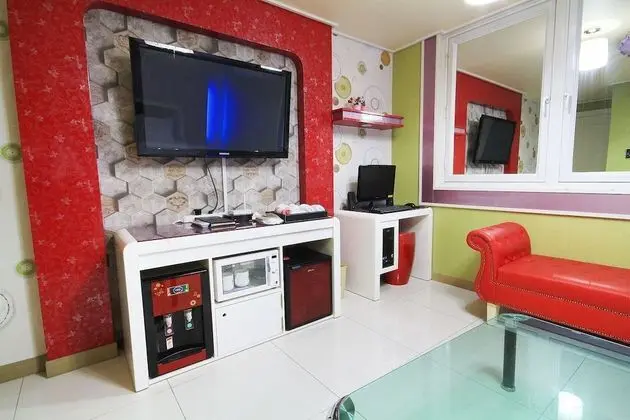 Oda (Standard room (Netflix viewing availa)