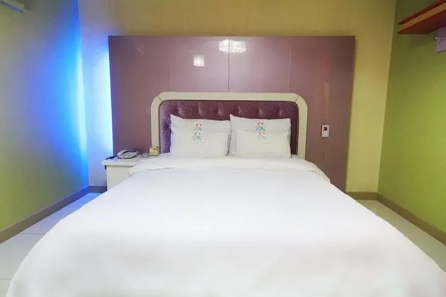 Oda (Standard room (Netflix viewing availa)