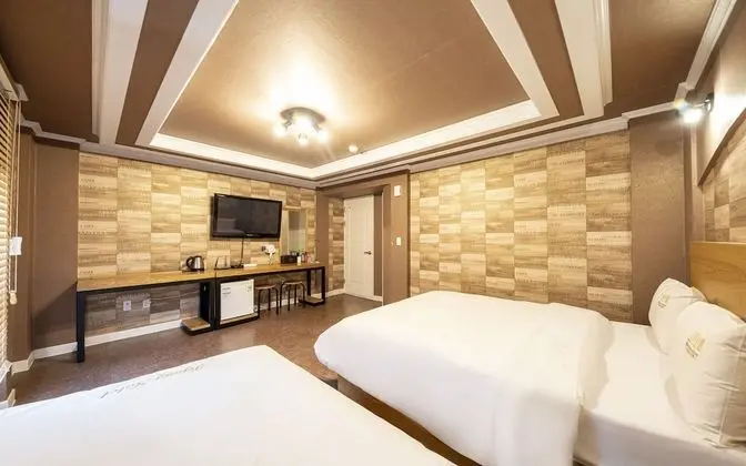 Oda (Two-bedroom-1 room for 3 people)