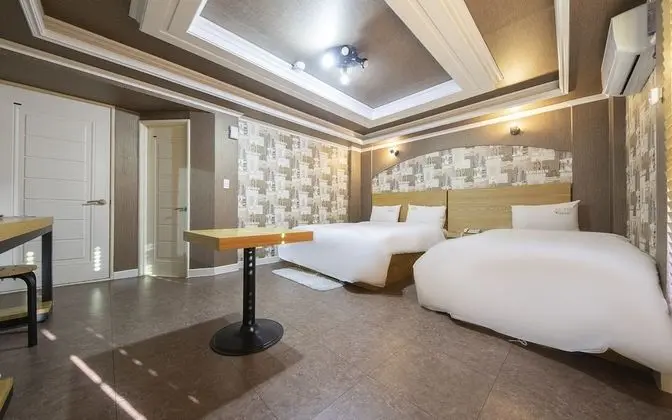 Oda (Two-bedroom-1 room for 3 people)