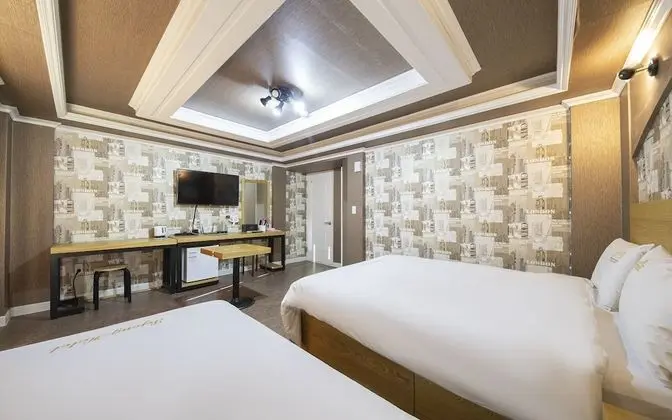 Oda (Two-bedroom-1 room for 3 people)