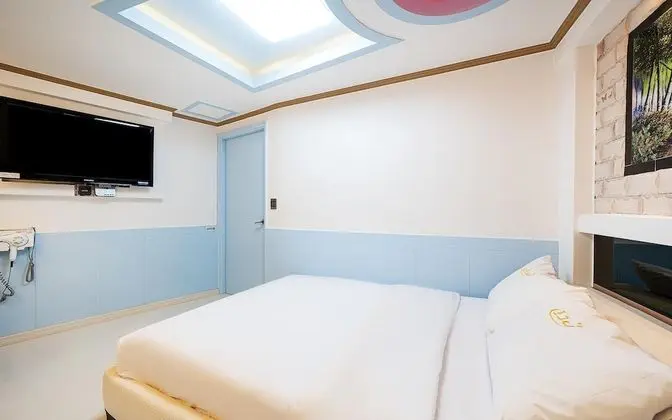 Oda (Standard room (Netflix available))