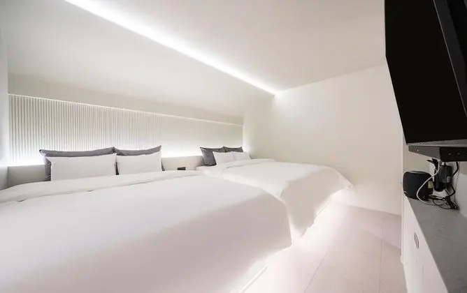Oda (Family Party Suite (6 Person Party Ro)