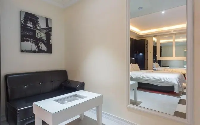 Oda (Deluxe room (Netflix available mattre)