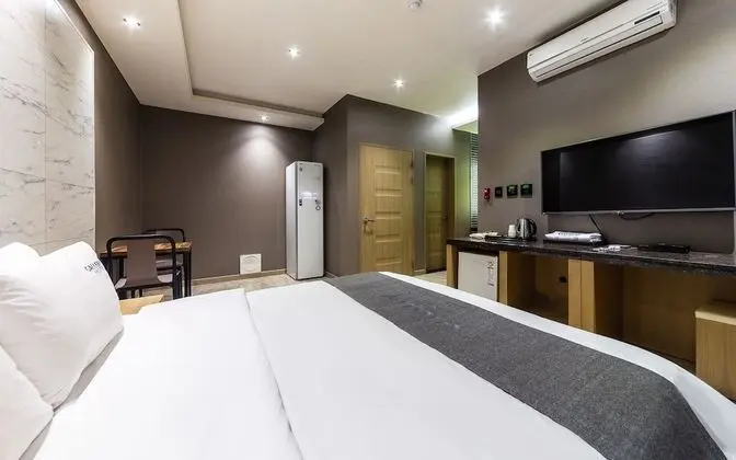 Oda (Suite (with styler) (breakfast free N)