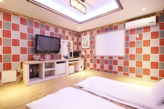 Oda (Ondol Room)