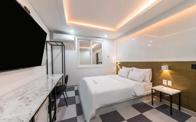 Oda (Deluxe (baggable) (high-end no-hard P)