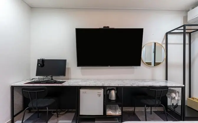 Oda (Deluxe (baggable) (high-end no-hard P)