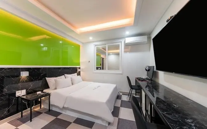 Oda (Premium (baggable) (high-end no-hard )