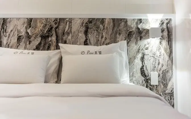 Oda (Premium (baggable) (high-end no-hard )