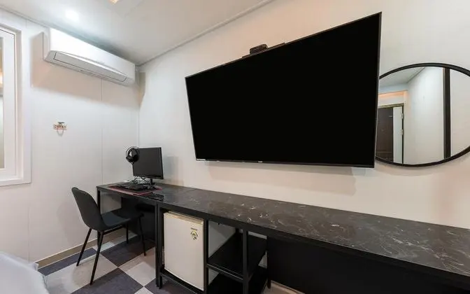 Oda (Premium (baggable) (high-end no-hard )