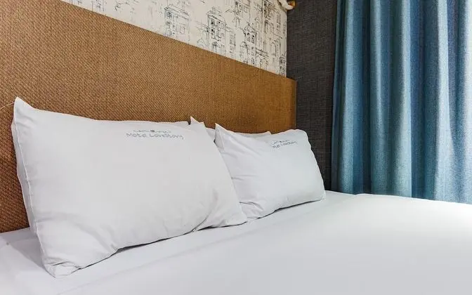 Oda (Twin (Air Purifier Available))