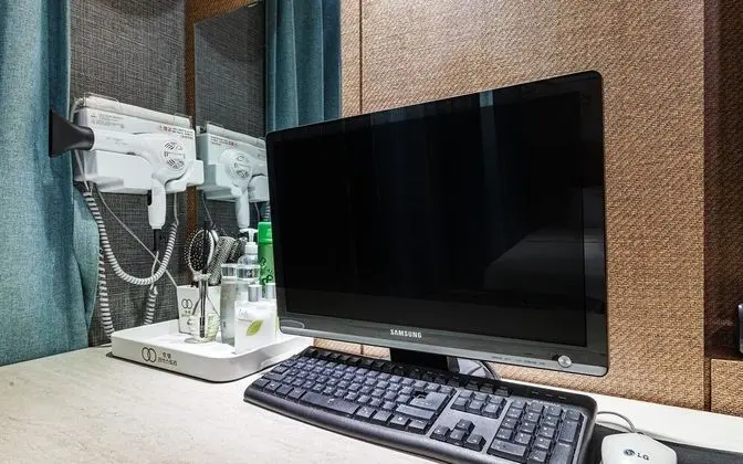 Oda (Twin (Air Purifier Available))