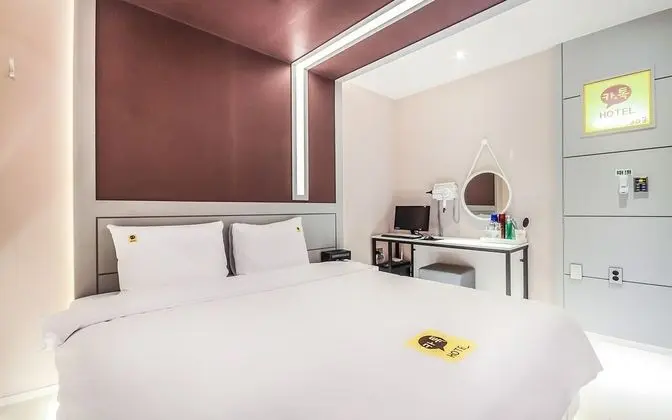 Oda (Better rooms (stylers available semi-)