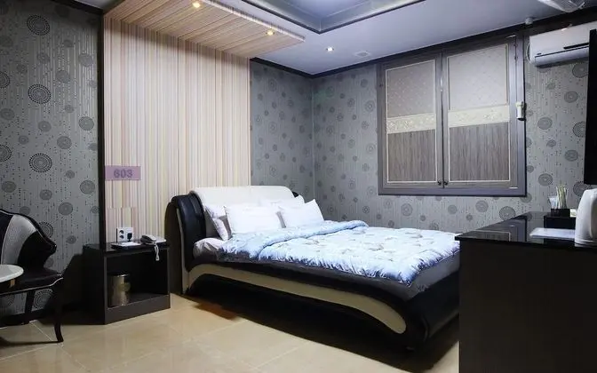 Oda (Special Room)