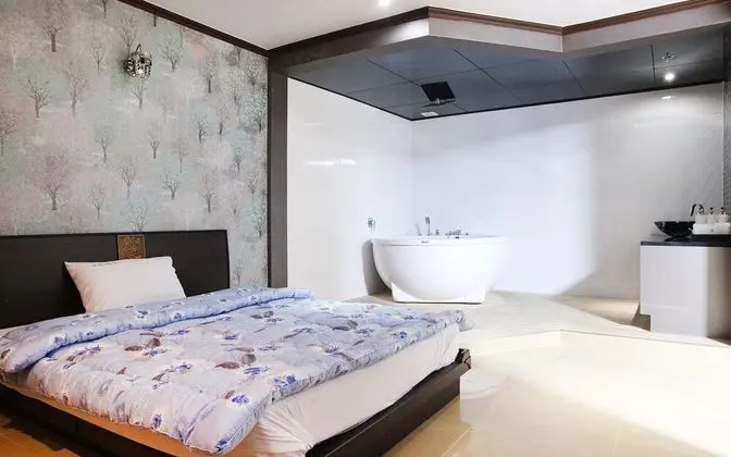 Oda (Special Room)