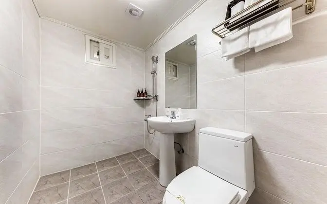 Oda (General Room B (Netflix viewing avail)