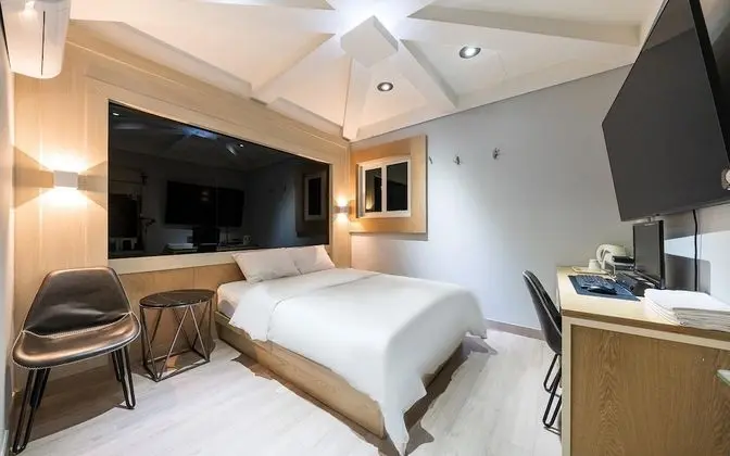 Oda (Suite room (Parking))